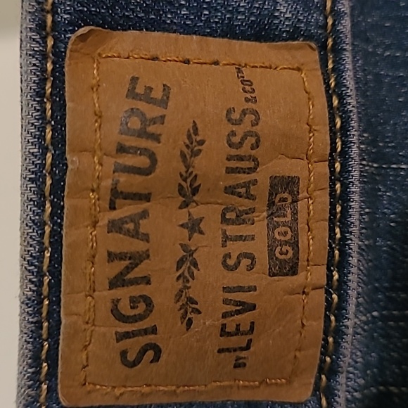 Levi Strauss Mid Rise Skinny Jeans - Picture 6 of 6